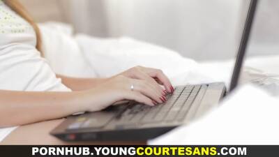 Exquisite young courtesan - sexu.com