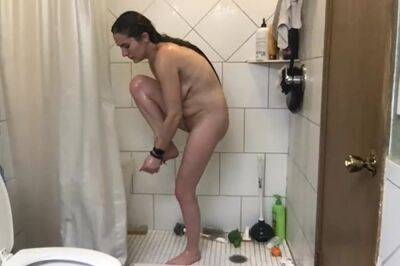 Thin Young In Shower From Okc - hclips.com
