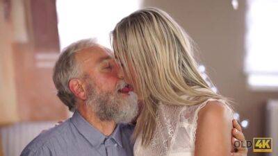 Old man with beard actively stretches young blonde... - sexu.com