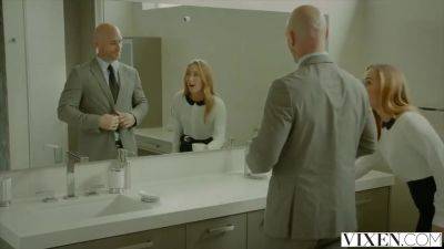 Young Cutie Will Do Everything For Her With Johnny Sins And Carter Cruise - upornia.com