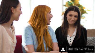 MODERN-DAY SINS - Lauren Phillips Uses 3-Way To Help Virgin Lesbians Lily Larimar and Maya Woulfe - txxx.com